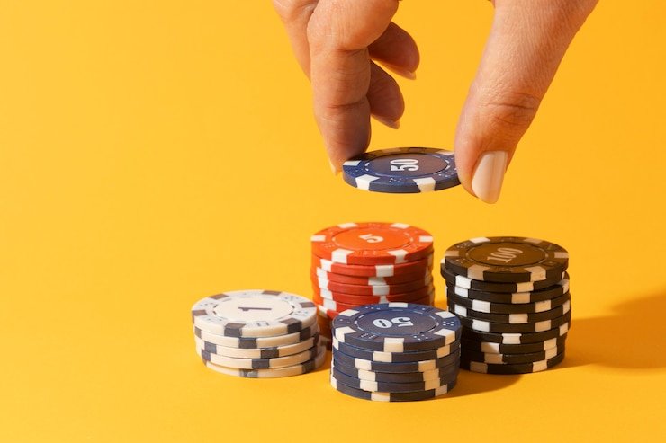 Tampilan meja Capsa Susun di platform indomaster88 dengan kartu yang tersusun di ketiga baris